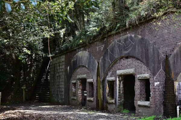 三高山・砲台跡