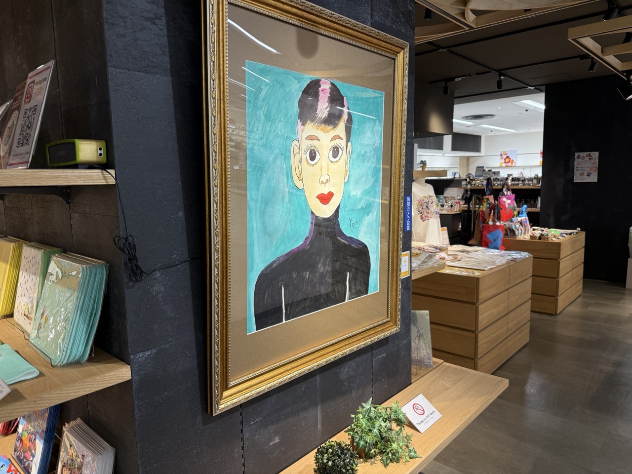 one`s artグッズの作品展示